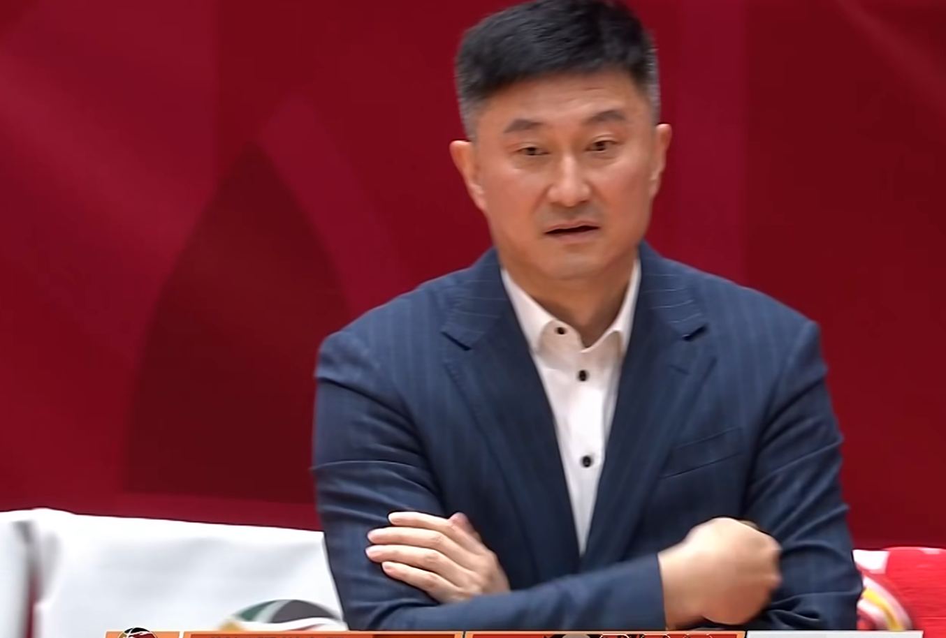 娱乐平台-3消息！杜锋深夜发声，焦泊乔被辽篮球迷辱骂，朱芳雨买断王少杰